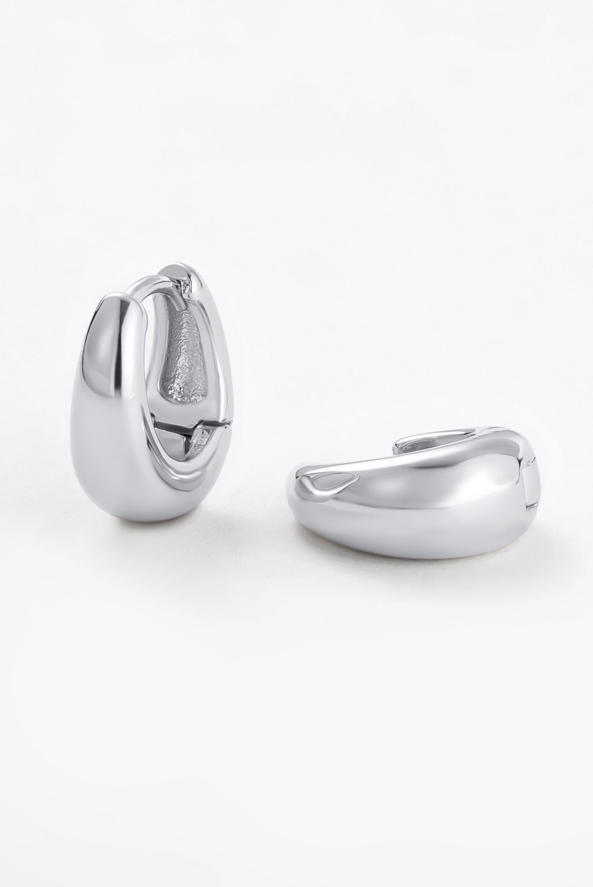 Silver Steph Hoop Medium — Zafino Australia (1 of 6)