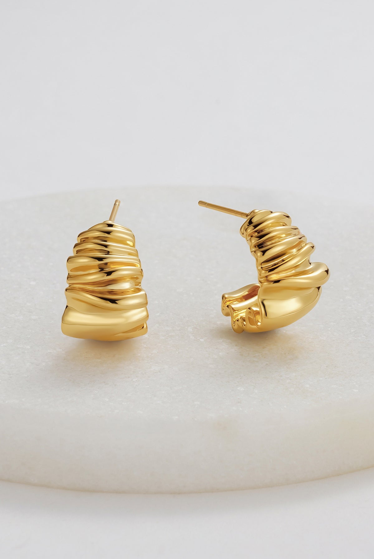 Gold Lottie Earring — Zafino Australia (4 of 6)