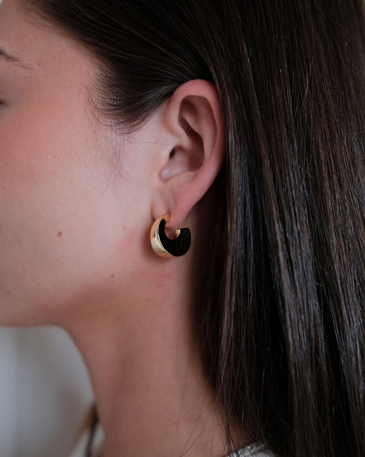 Gold Harper Hoop — Zafino Australia (5 of 6)