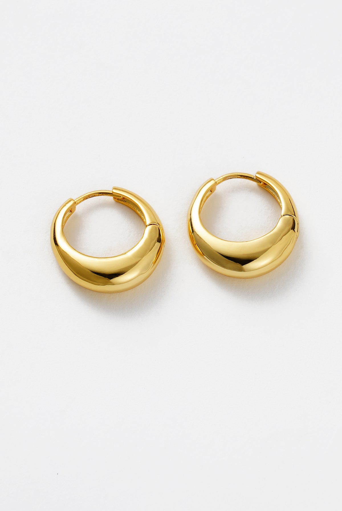 Gold Cleo Hoop Medium — Zafino Australia (3 of 5)