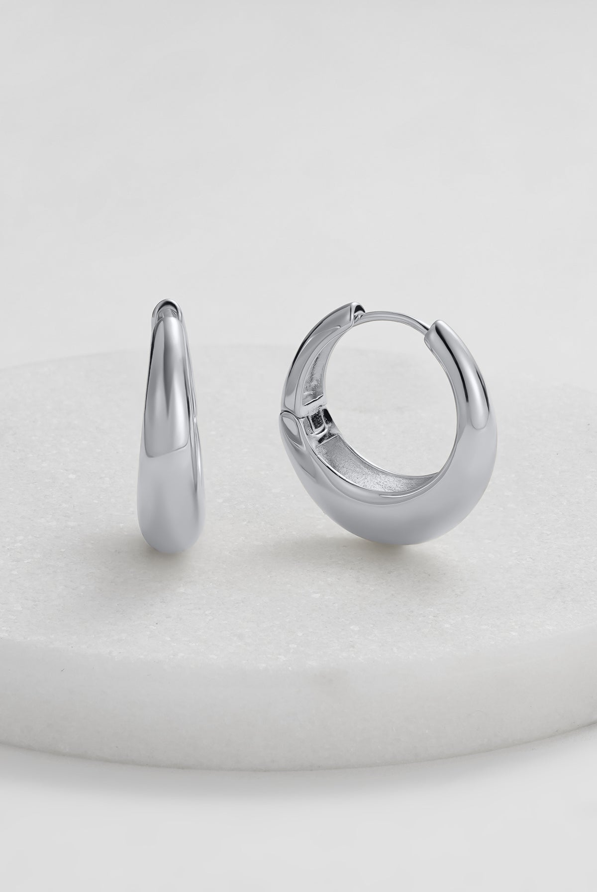 Silver Cleo Hoop Large — Zafino Australia (4 of 5)