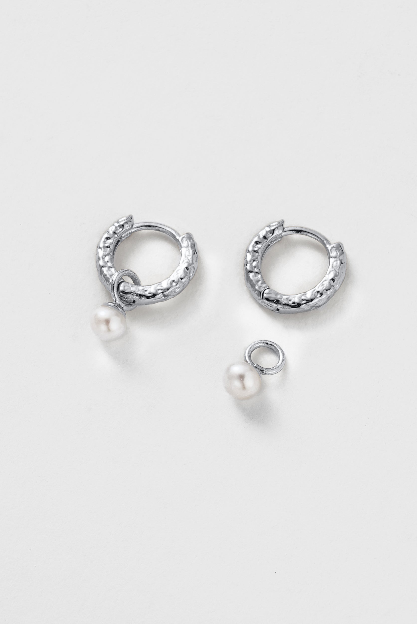 Silver Emery Earring - Pearl / Silver — Zafino Australia (5 of 5)