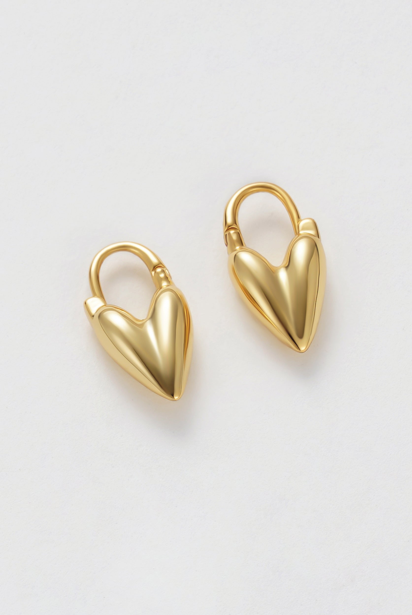 Gold Jess Heart Hoop — Zafino Australia (1 of 5)