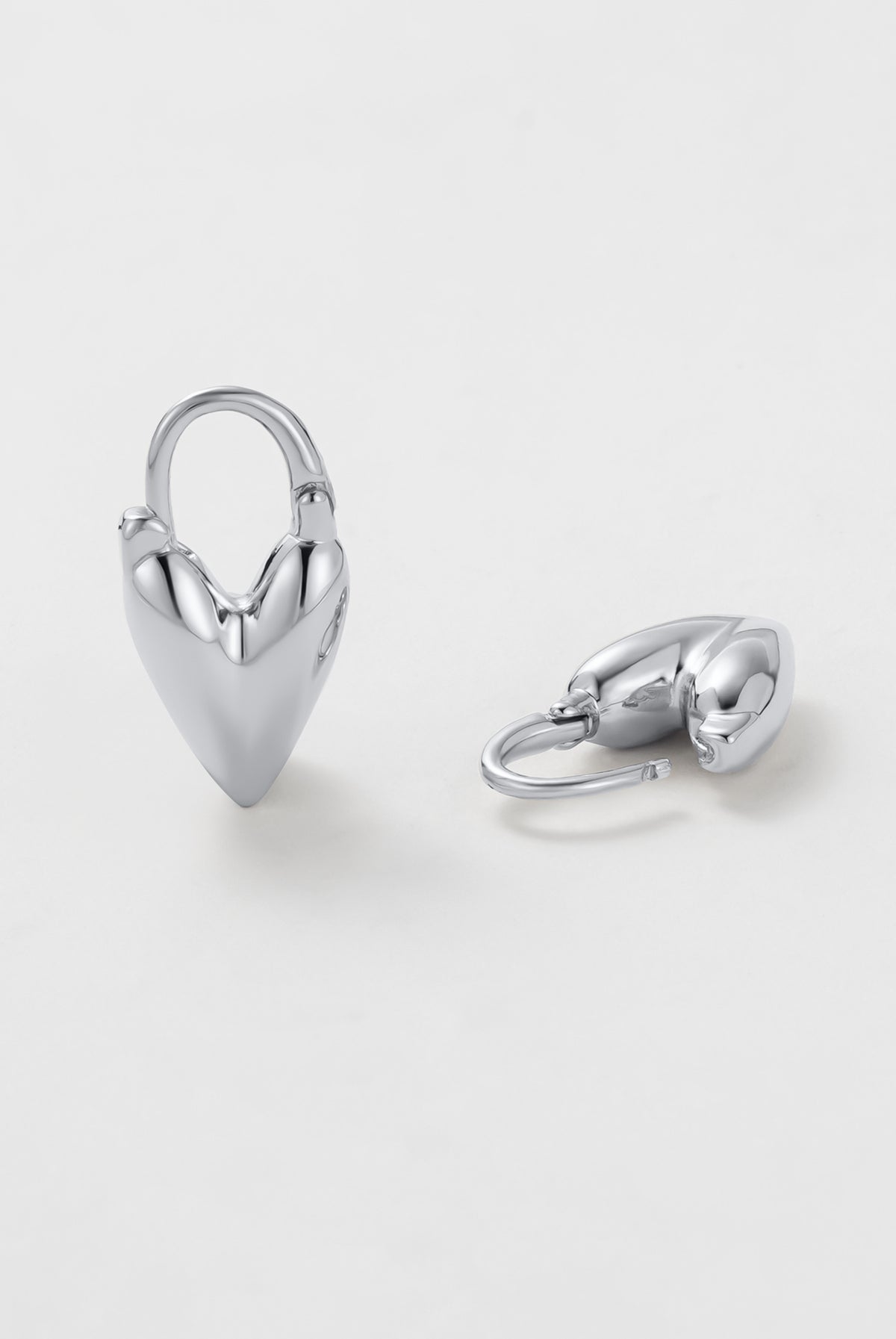 Silver Jess Heart Hoop — Zafino Australia (5 of 5)