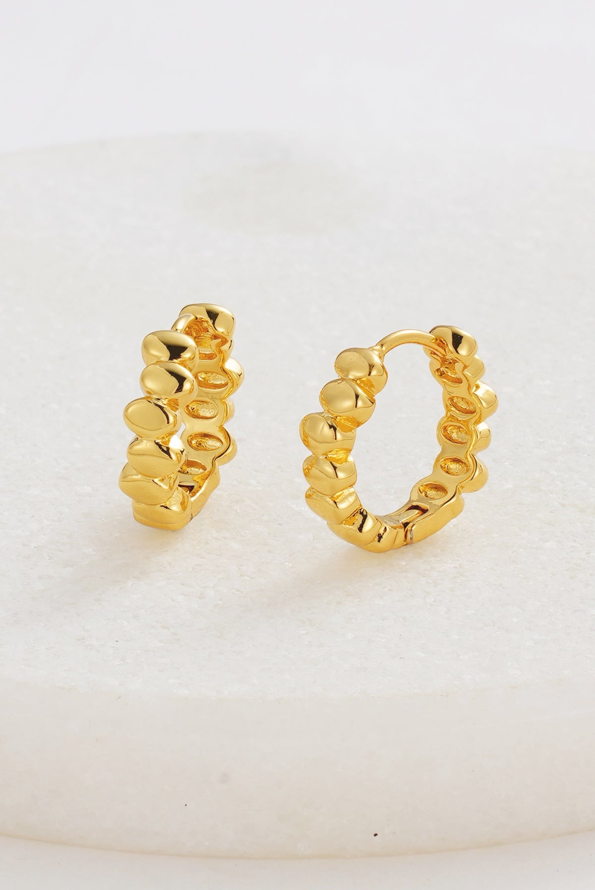 Gold Bailey Huggie — Zafino Australia (7 of 7)