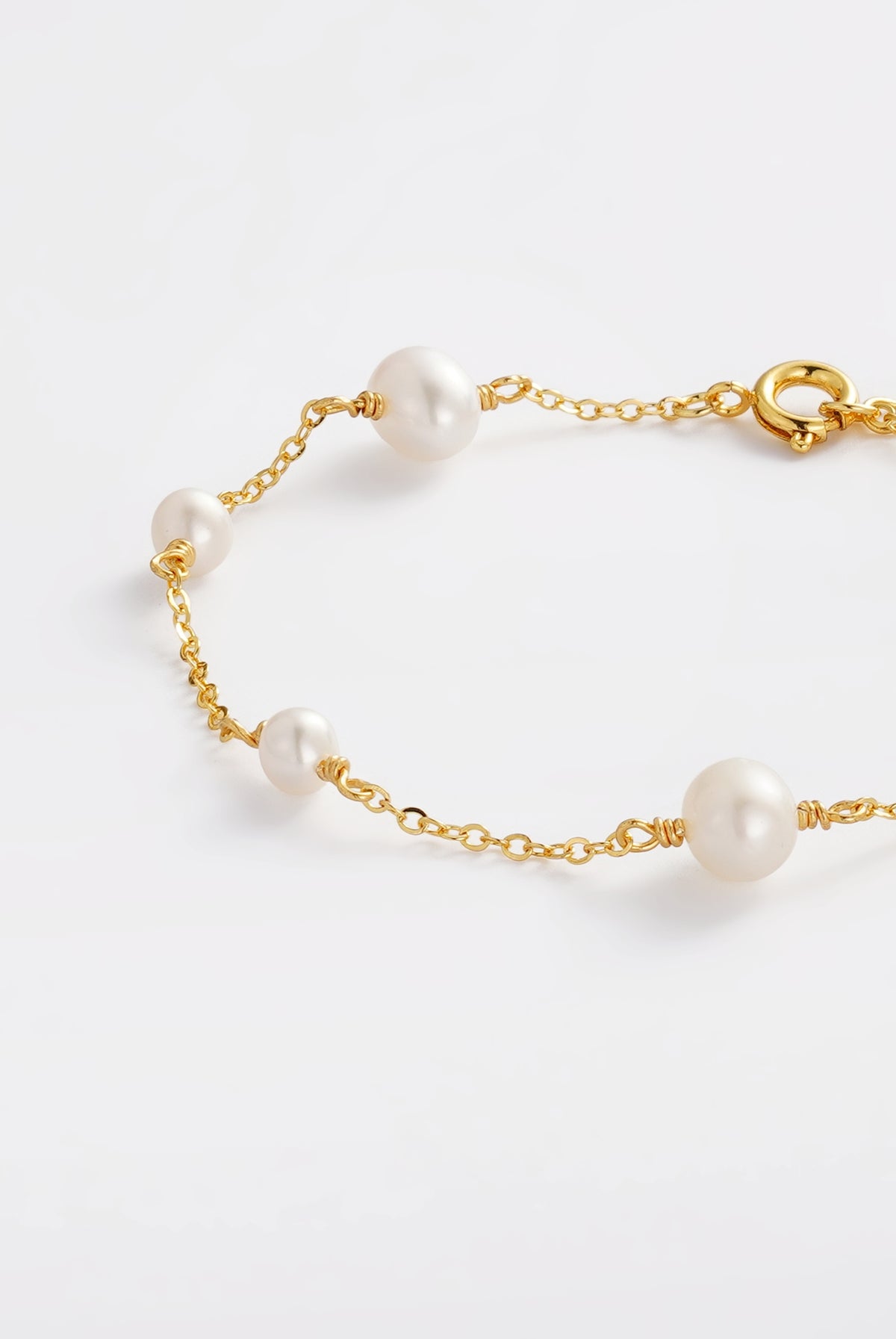 Gold Luna Pearl Bracelet — Zafino Australia (3 of 4)