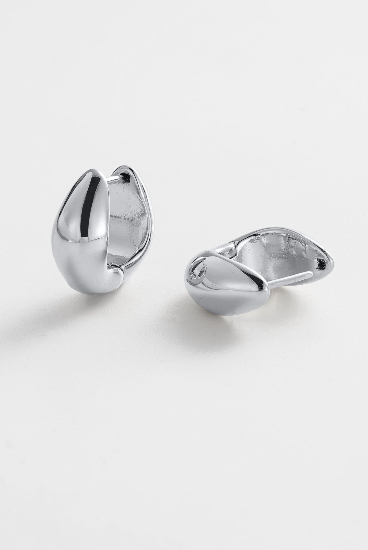 Silver Margot Hoop — Zafino Australia (3 of 4)