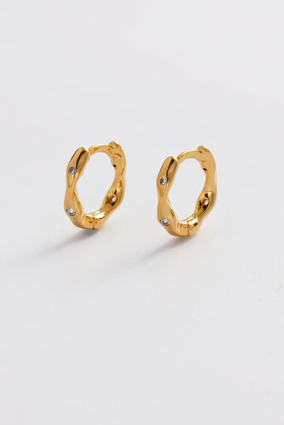 June Huggie - Gold