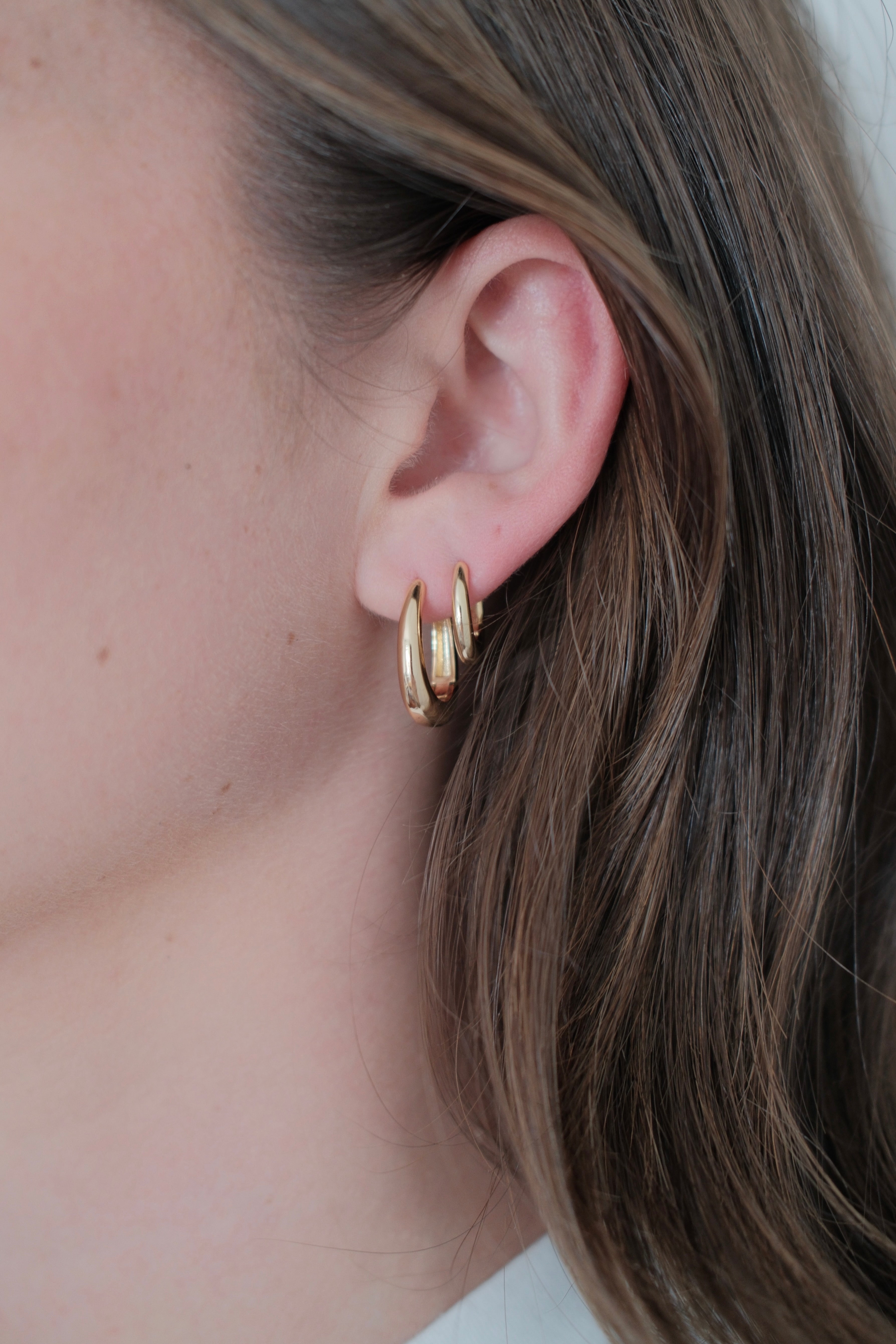 Pia Hoop Large - Gold