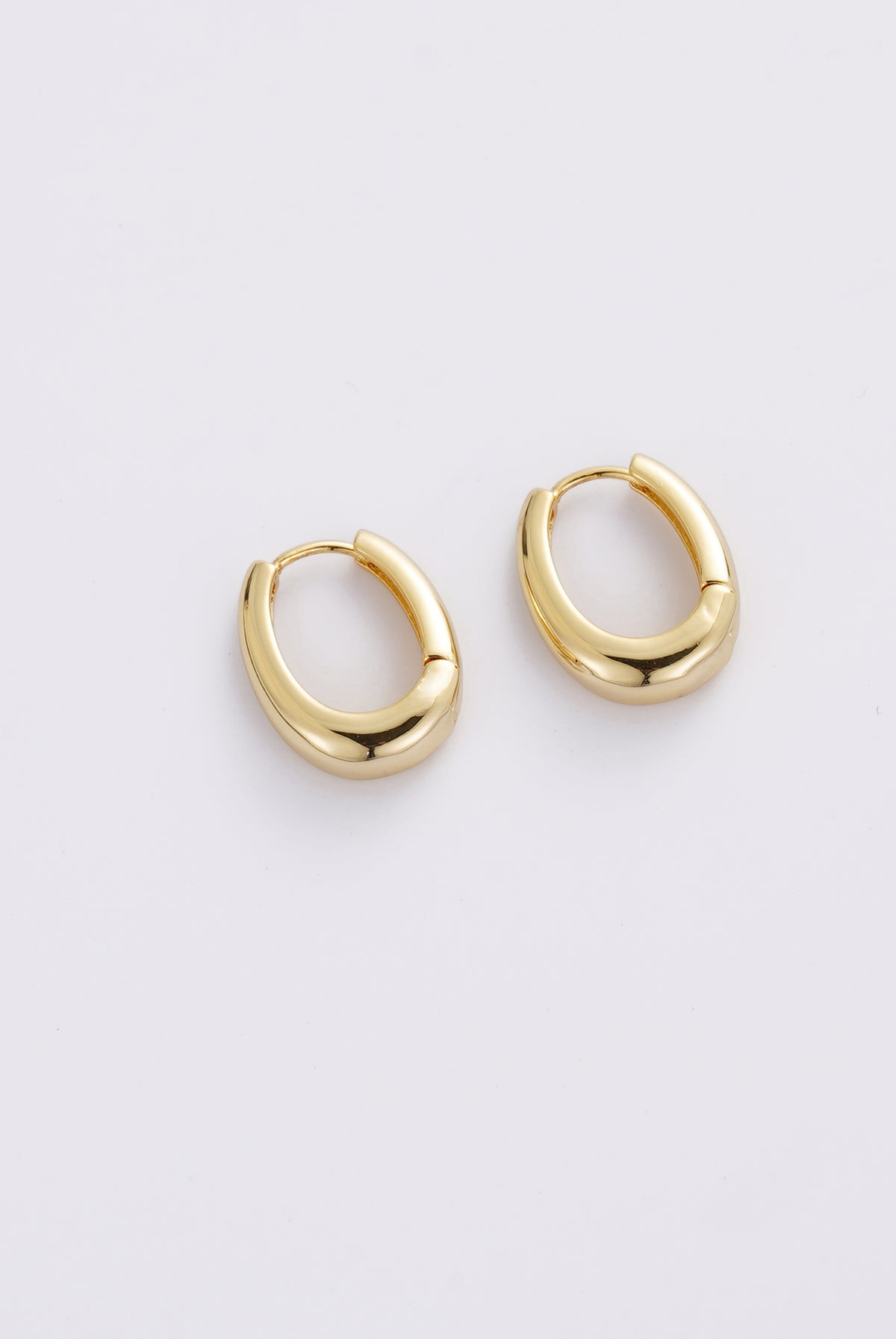 Gold Pia Hoop Medium — Zafino Australia (3 of 3)