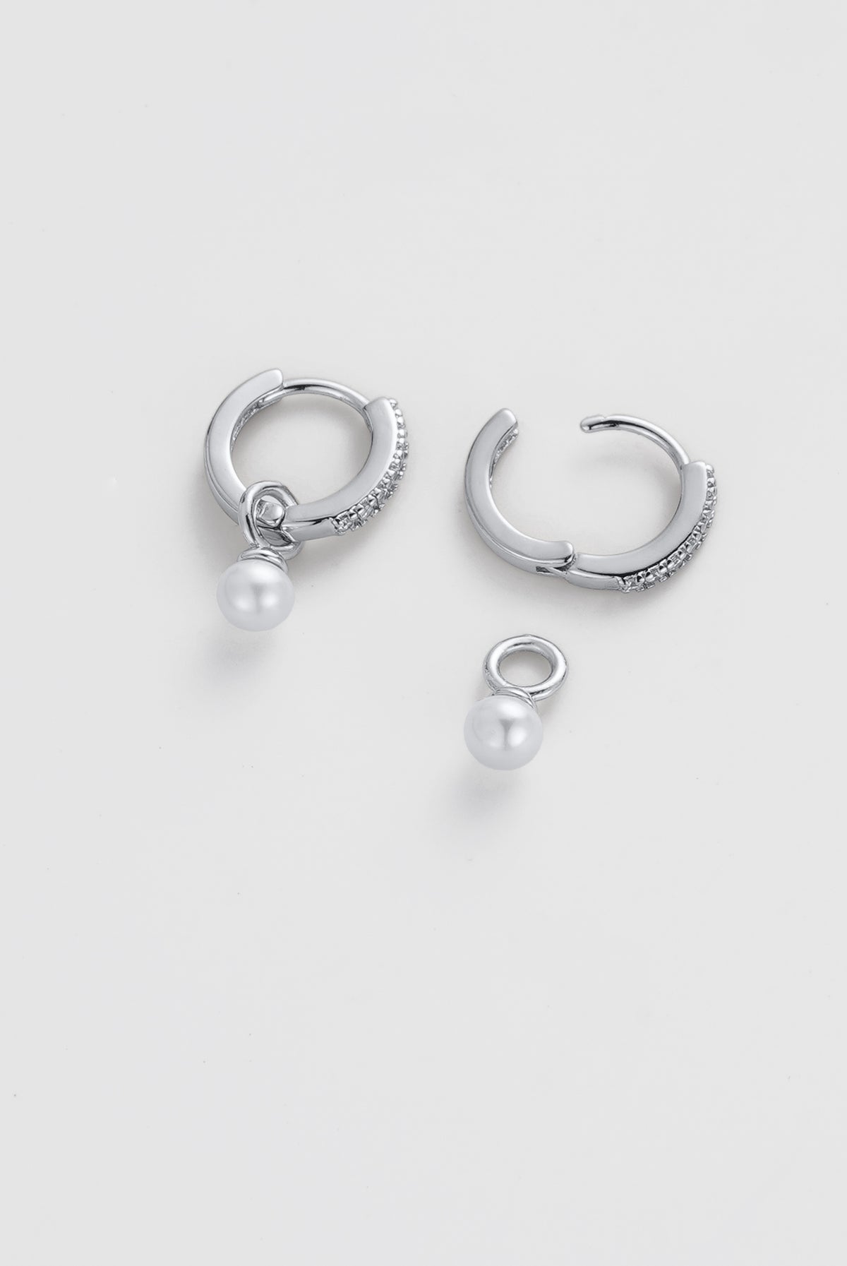 Silver Scarlette Hoop — Zafino Australia (3 of 3)