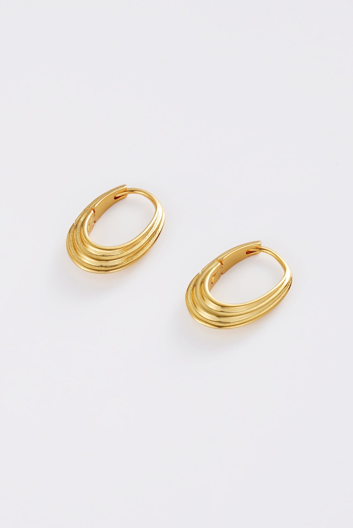 Marley Hoop Medium - Gold