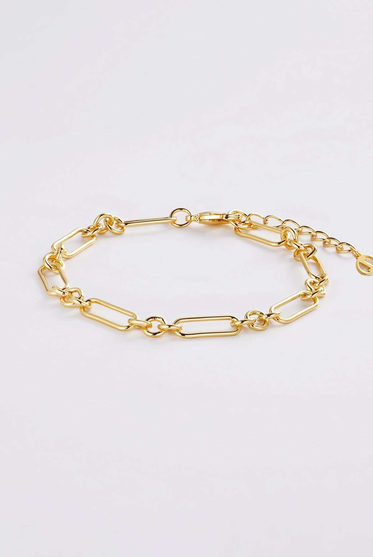 Nia Bracelet - Gold