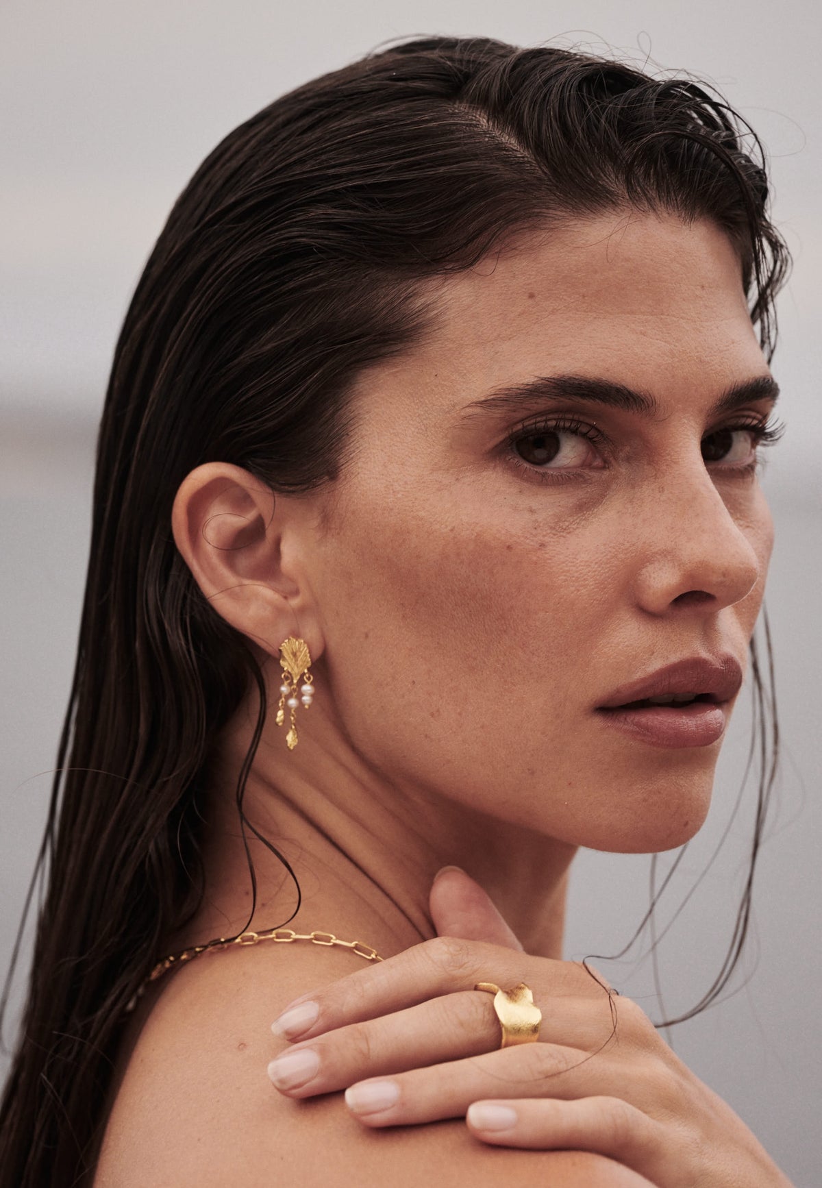 Charlotte Drop Earring - Pearl