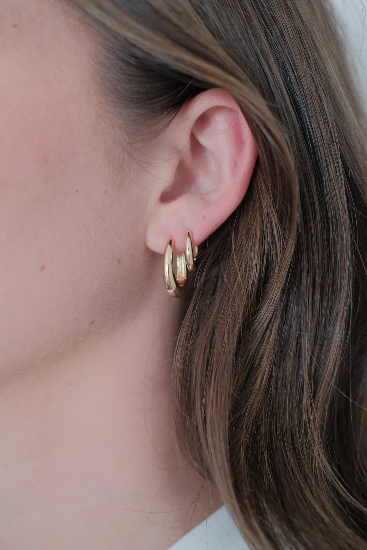 Pia Hoop Medium - Gold