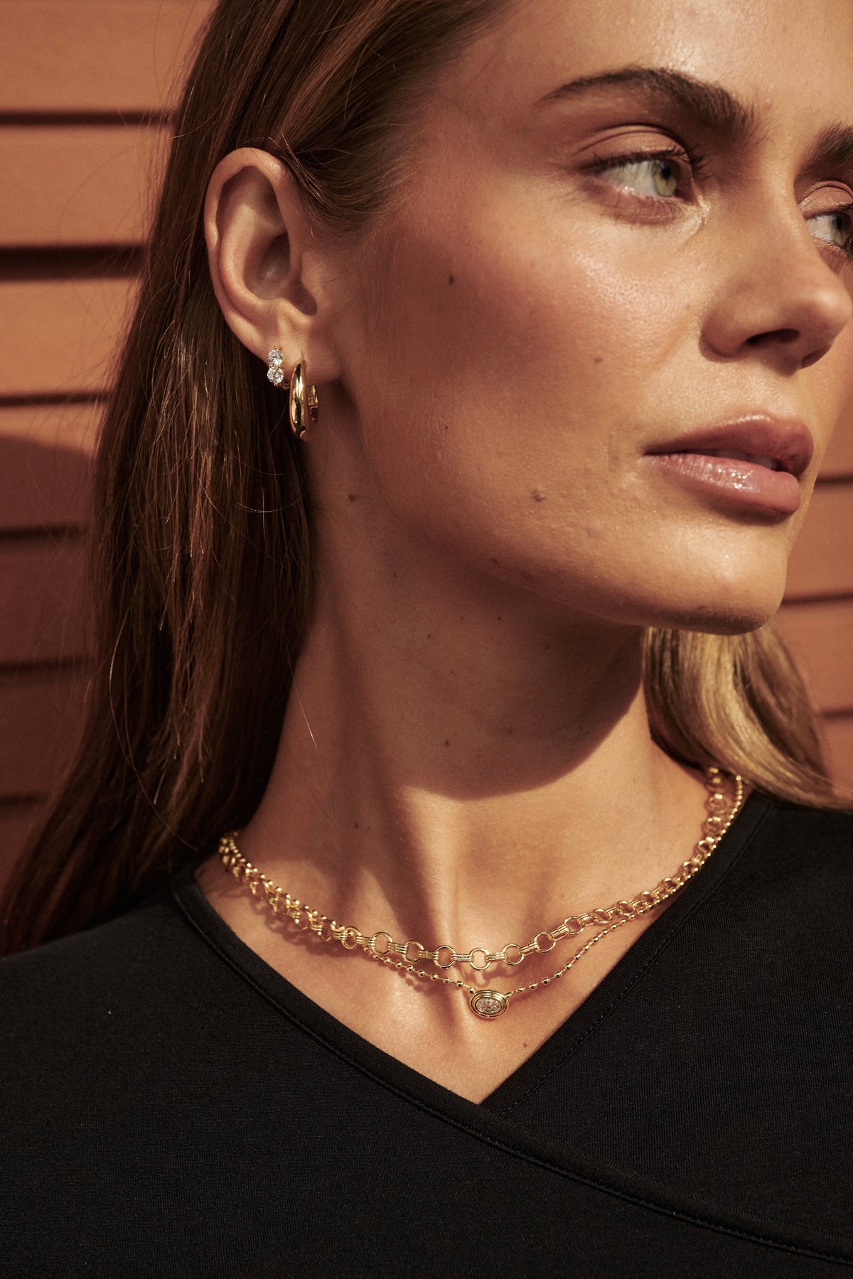 Zoe Huggie - Gold